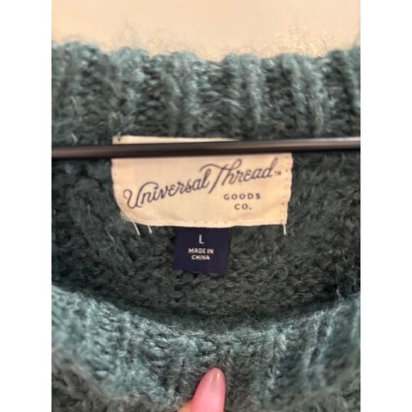 Cable Knit Crewneck Pullover Sweater with Bell Sleeves - Size Large - Picture 3 of 5